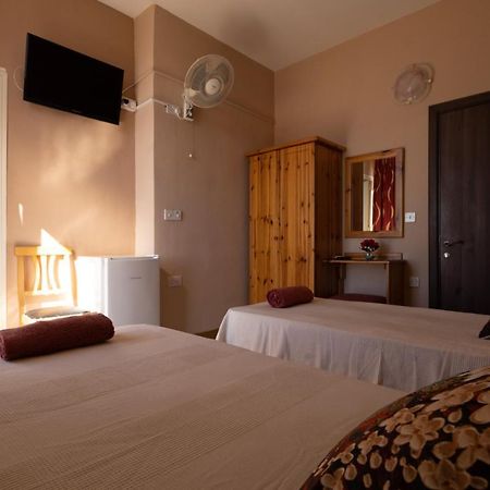 Sunset Seaview Accommodation Marsalforn Exterior photo
