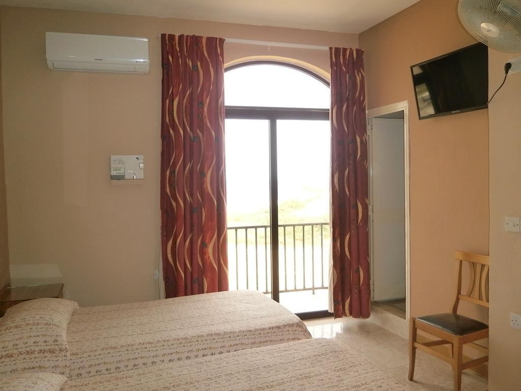 Sunset Seaview Accommodation Marsalforn Exterior photo